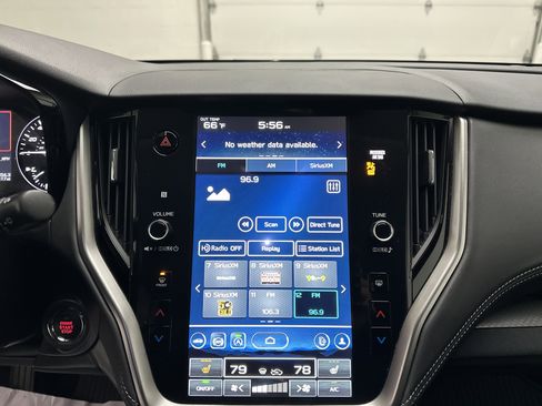 Used 2025 Subaru Outback Premium w/ Popular Package #1A image 29