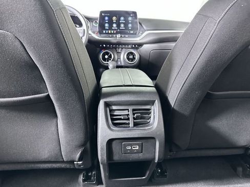 Used 2025 Chevrolet Blazer LT FWD image 22