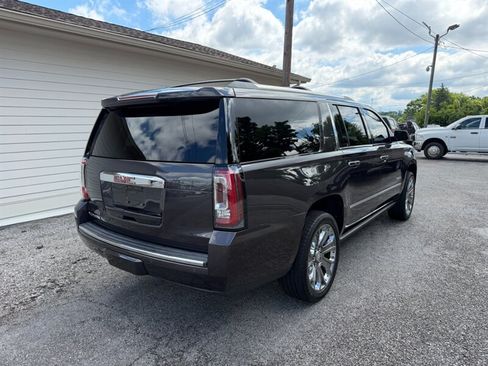 Used 2016 GMC Yukon XL Denali w/ Open Road Package AWD/4WD image 10