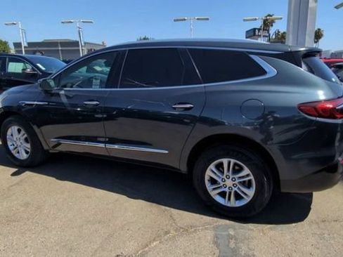 Certified 2019 Buick Enclave Essence FWD image 6