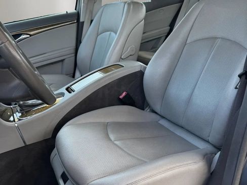 Used 2008 Mercedes-Benz E 350 4MATIC Sedan image 13