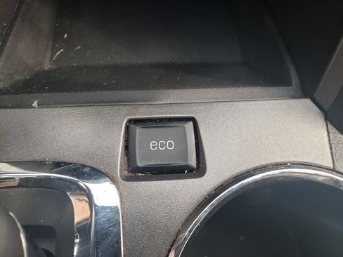 Used 2011 GMC Terrain SLT AWD/4WD image 24