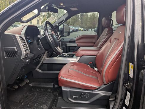 Used 2019 Ford F350 Platinum w/ Platinum Ultimate Package image 14