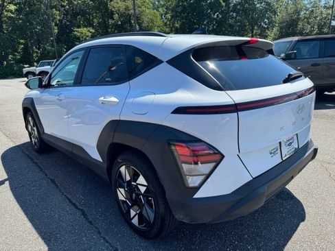 Used 2025 Hyundai Kona SEL FWD image 6