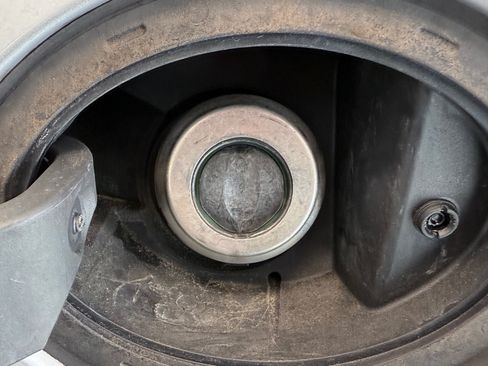 Used 2023 Chrysler Pacifica Touring-L FWD image 3