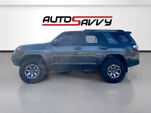 Used 2020 Toyota 4Runner TRD Off-Road Premium image 4