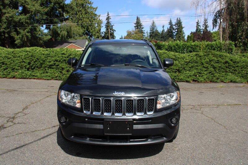 Used 2011 Jeep Compass Limited AWD/4WD image 9