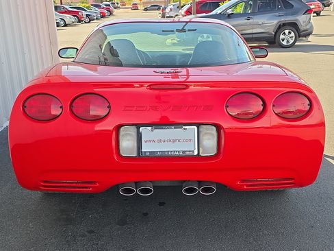 Used 2003 Chevrolet Corvette Coupe image 3