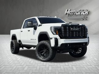 Used 2025 GMC Sierra 2500 Denali Ultimate AWD/4WD video 2