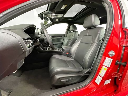 Used 2025 Honda Civic Sport Touring image 4