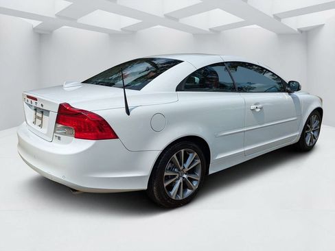 Used 2013 Volvo C70 T5 FWD image 3