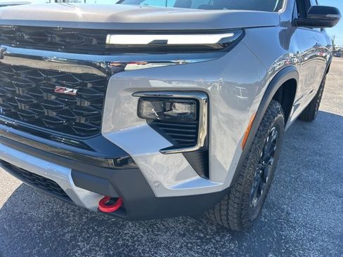 New 2026 Chevrolet Traverse Z71 w/ Enhanced Driving Package image 9