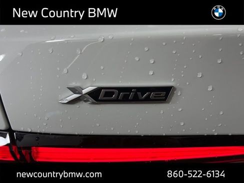 New 2026 BMW 530i xDrive w/ Premium Package image 10