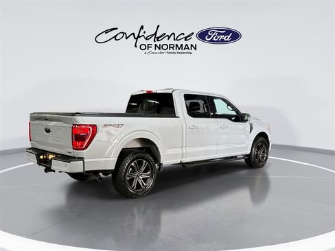 Used 2022 Ford F150 XLT w/ Equipment Group 302A High image 9