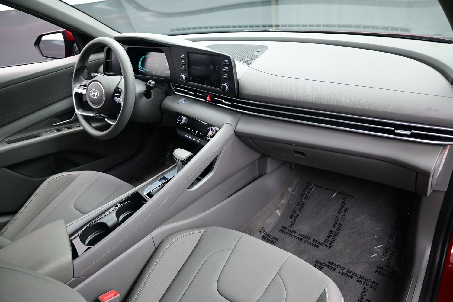 Certified 2026 Hyundai Elantra Hybrid FWD image 14