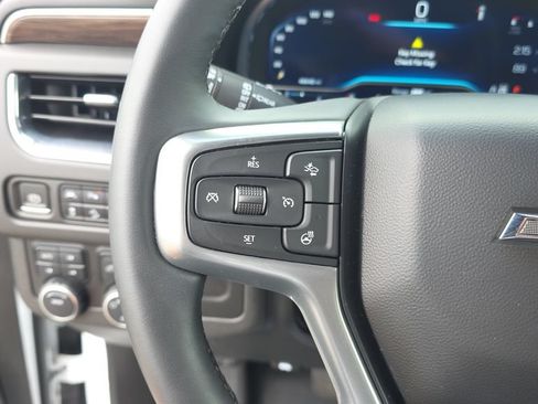 Used 2023 Chevrolet Tahoe Z71 w/ Luxury Package AWD/4WD image 16