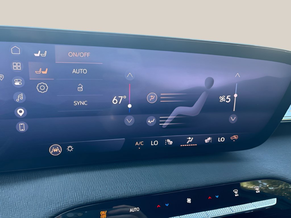 Used 2026 Buick Enclave Preferred FWD image 33