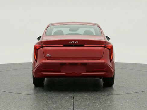 Used 2025 Kia K4 LXS image 7