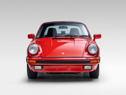 Used 1987 Porsche 911 Carrera RWD image 9