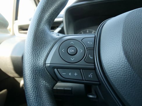 Used 2024 Toyota Corolla LE image 22