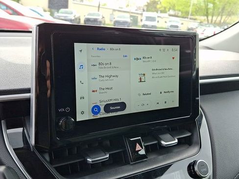 Used 2025 Toyota Corolla Cross XLE FWD image 17