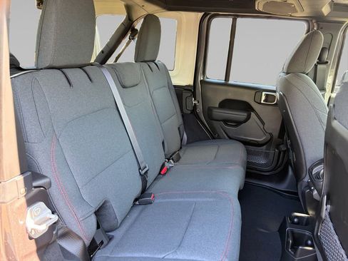 New 2026 Jeep Wrangler Unlimited Rubicon AWD/4WD image 16
