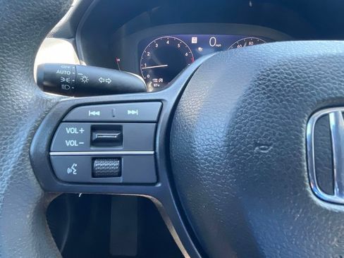 Used 2025 Honda Accord SE image 22