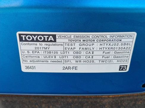 Used 2017 Toyota RAV4 SE AWD/4WD image 25