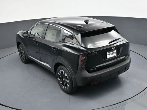 Certified 2025 Nissan Kicks SV image 24