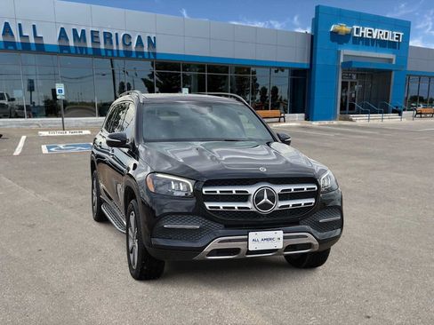Used 2022 Mercedes-Benz GLS 450 4MATIC image 2