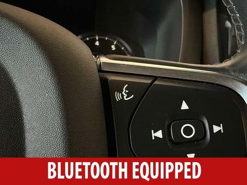 Used 2020 Volvo XC60 T5 Momentum AWD/4WD image 12