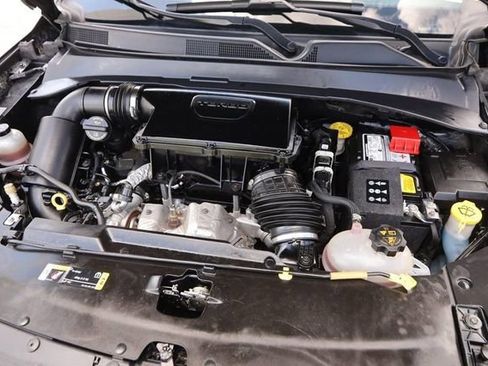 Used 2024 Jeep Compass Trailhawk AWD/4WD image 27