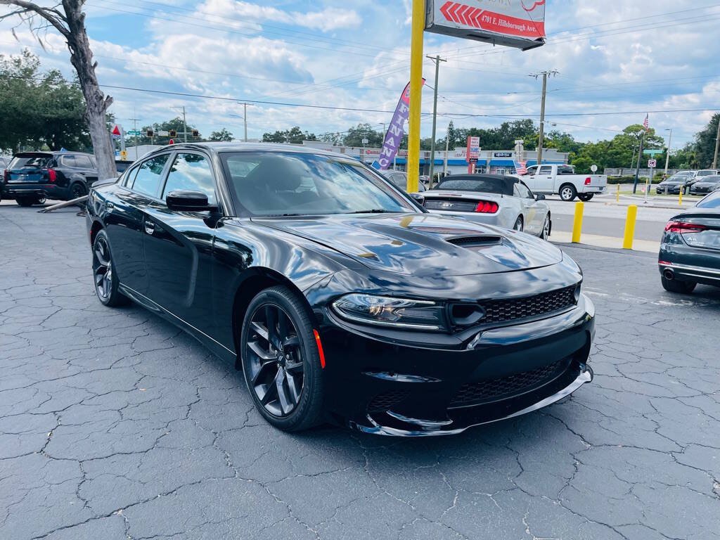 Used 2022 Dodge Charger R/T w/ Blacktop Package RWD image 4