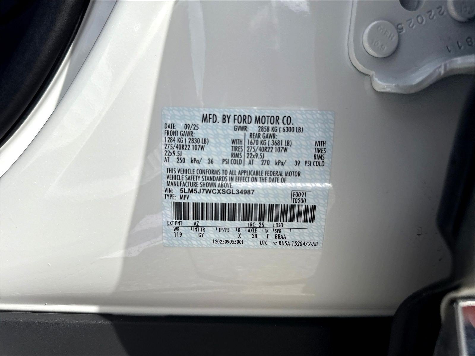 Used 2025 Lincoln Aviator Reserve RWD image 19