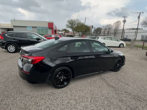 Used 2023 Honda Civic Sport image 8