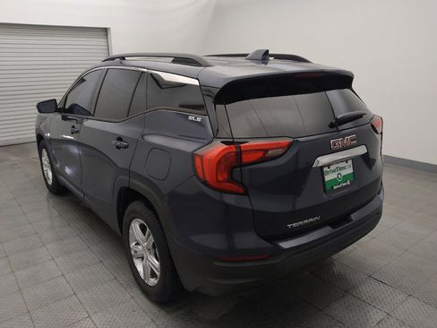 Used 2018 GMC Terrain SLE w/ Driver Convenience Package FWD image 5