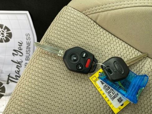 Used 2018 Subaru Outback 2.5i Premium image 25