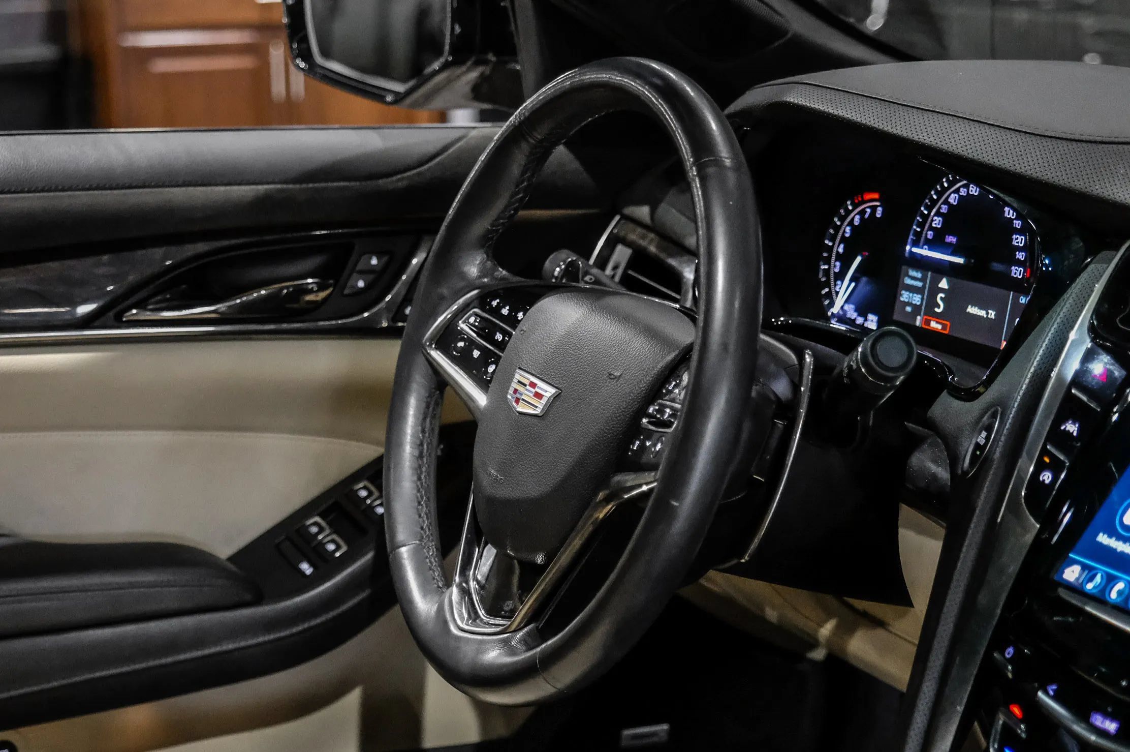 Used 2019 Cadillac CTS Luxury RWD image 17