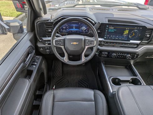 Certified 2024 Chevrolet Silverado 2500 LTZ w/ LTZ Plus Package AWD/4WD image 15