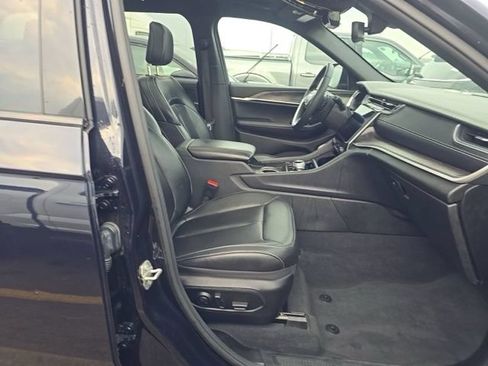 Used 2024 Jeep Grand Cherokee Limited 4xe AWD/4WD image 10