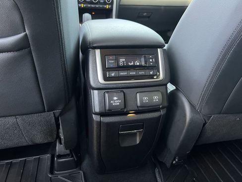 Used 2021 Subaru Ascent Touring w/ Popular Package #2A image 29