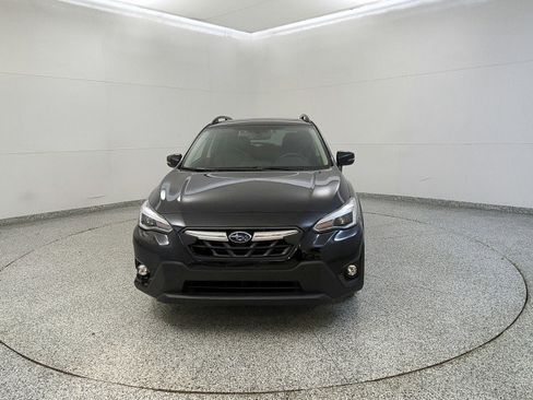 Used 2021 Subaru Crosstrek 2.5i Limited w/ Moonroof Package 2 AWD/4WD image 2