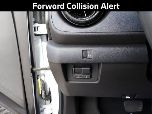 Used 2024 Chevrolet Colorado Trail Boss w/ Technology Package image 36