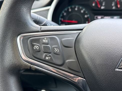 Used 2017 Chevrolet Malibu LS FWD image 31