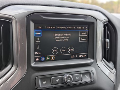 Used 2021 Chevrolet Silverado 1500 Custom image 28