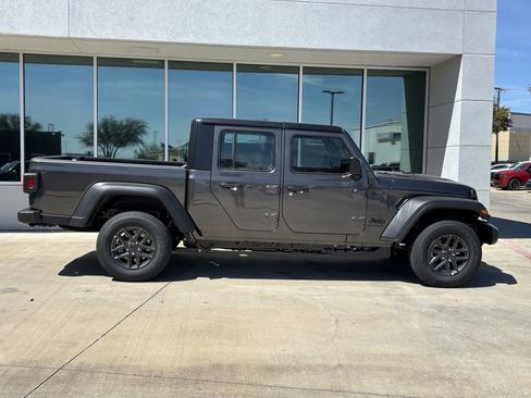 New 2026 Jeep Gladiator Mojave AWD/4WD image 2