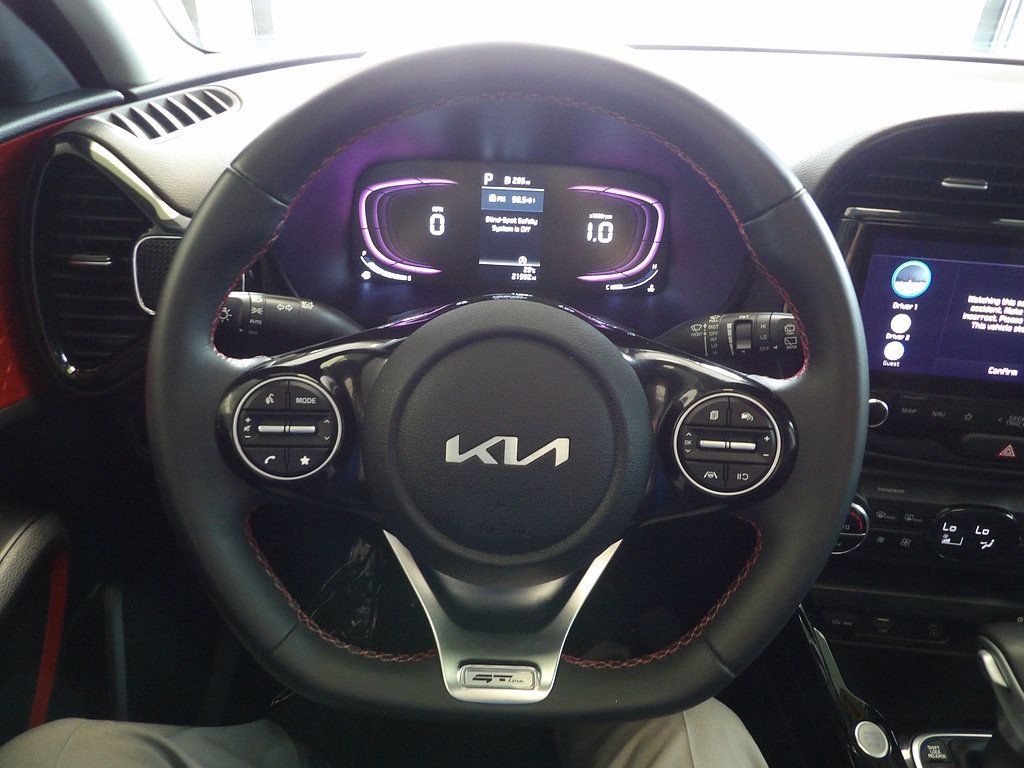 Used 2023 Kia Soul GT-Line FWD image 28