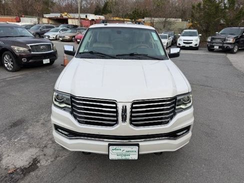 Used 2017 Lincoln Navigator L Reserve image 9
