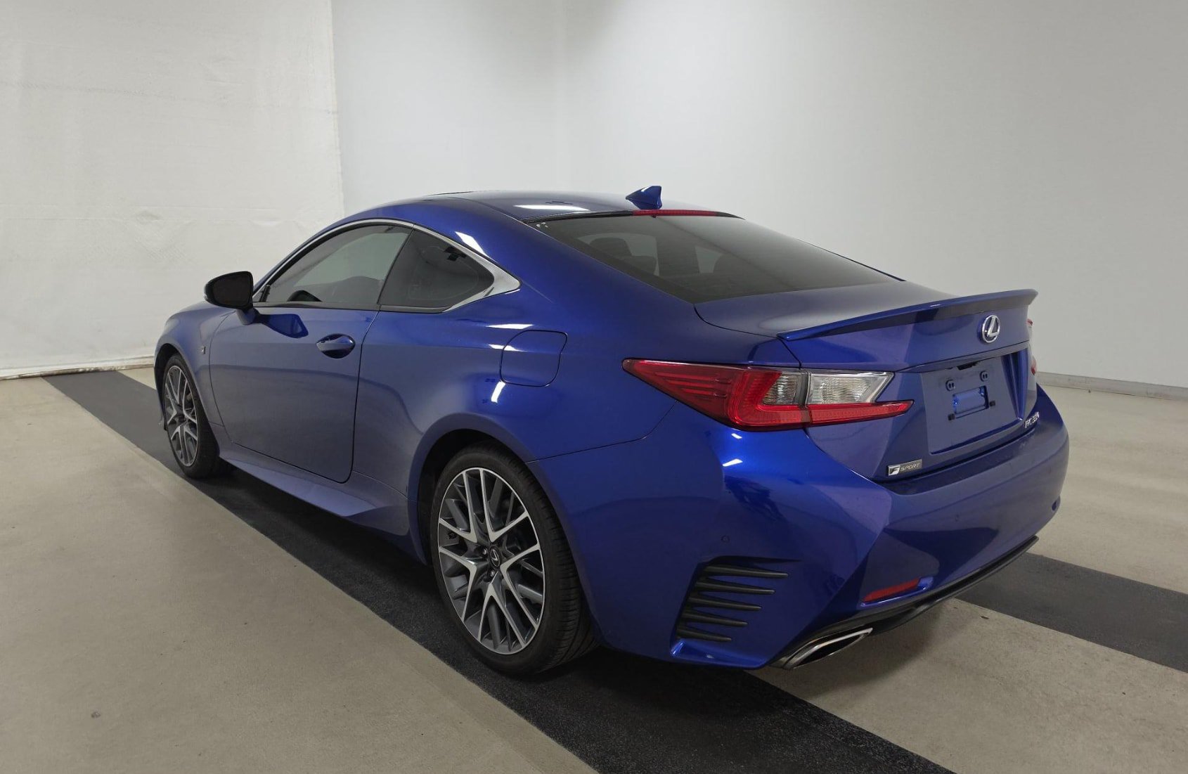 Used 2015 Lexus RC 350 w/ F Sport w/Summer Tires RWD image 5