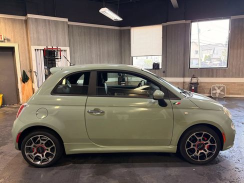Used 2012 FIAT 500 Sport w/ Safety & Convenience Pkg FWD image 7